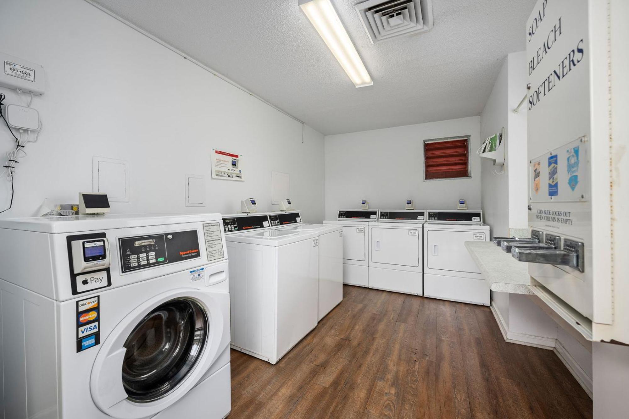 Affordable Suites Wilson Exteriör bild